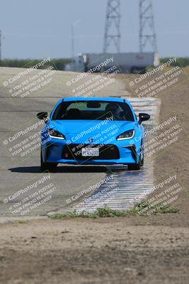 media/Sep-16-2023-Speed Ventures (Sat) [[87689546bd]]/Yellow/Session 2 (Outisde Grapevine)/